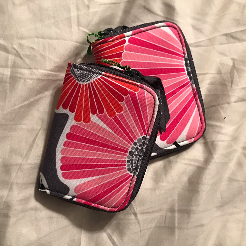 Vera Bradley Zip-Around ID Case